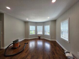 180 Calumet St, Boston, MA 02120