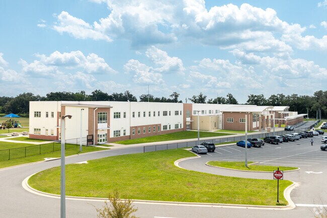 Myra Terwilliger Elementary School offers education from K-5th grade.