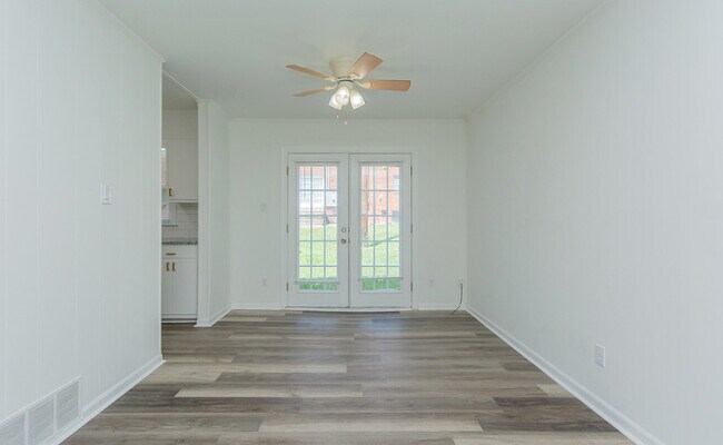 Greenbriar Townhomes, Greensboro, NC 27405 - photo 4