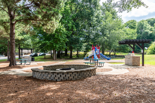 Exterior Amenities Photo