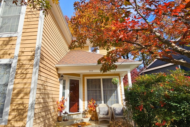 908 Berwick Dr, Annapolis, MD 21403 - photo 3