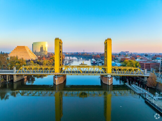 The historical and iconic Tower Bridge spans the Sacramento River.
