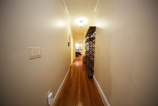 25 Park St unit 1, Brookline, MA 02446 - photo 2