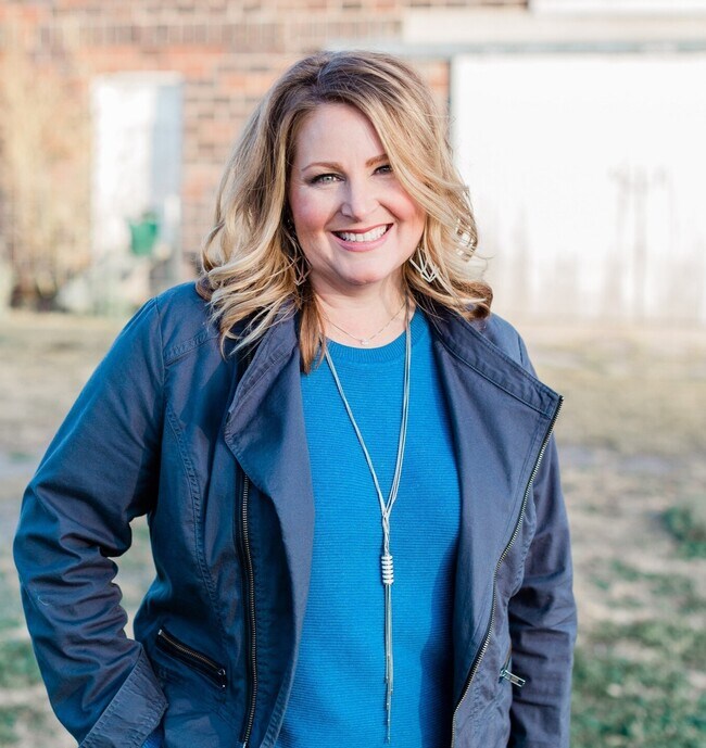 Natalie Martinez Real Estate Agent in Lexington, NE