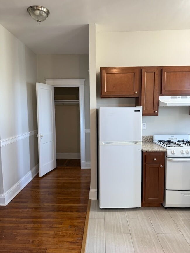 1193 Commonwealth Ave unit 22, Boston, MA 02134 - photo 4