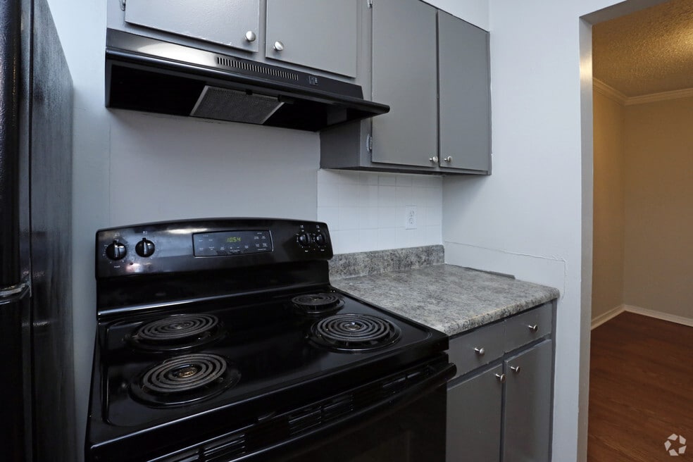 Clearview Apartments, Mobile, AL 36609 - photo 1