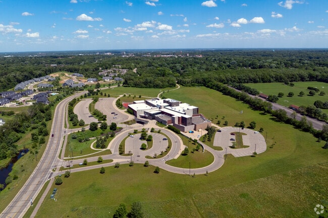 Linden Grove Middle School has a B teacher rating on Niche.