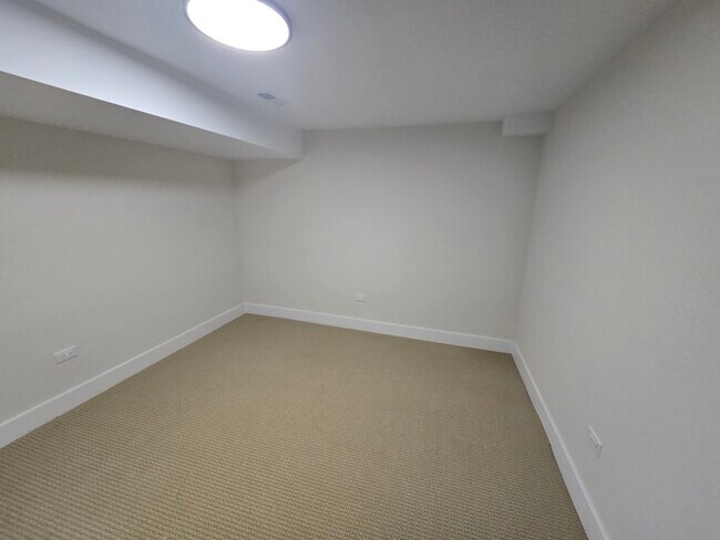 8139 S Marshfield Ave unit g, Chicago, IL 60620 - photo 4