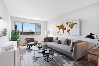 3510 N Pine Grove Ave, Chicago, IL 60657