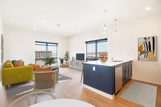 1220 4th St, Sioux City, IA 51101