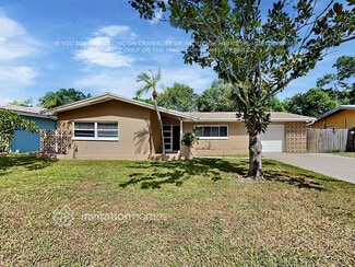 1926 Valley Dr, Dunedin, FL 34698