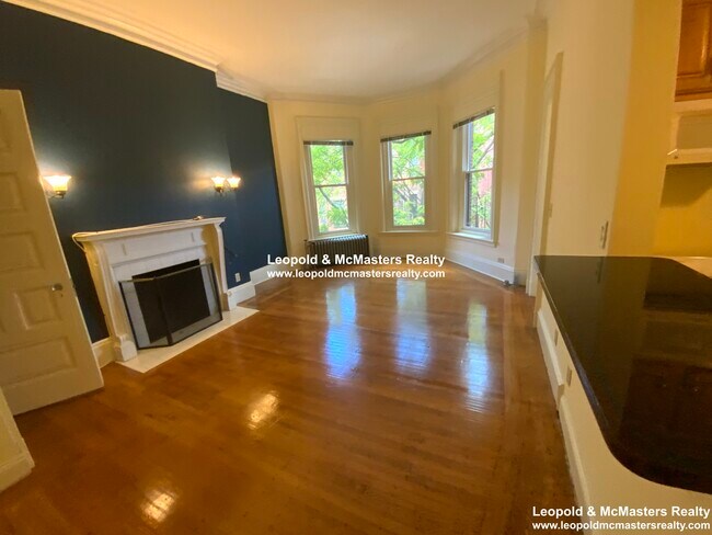 379 Commonwealth Ave unit 5, Boston, MA 02115 - photo 3