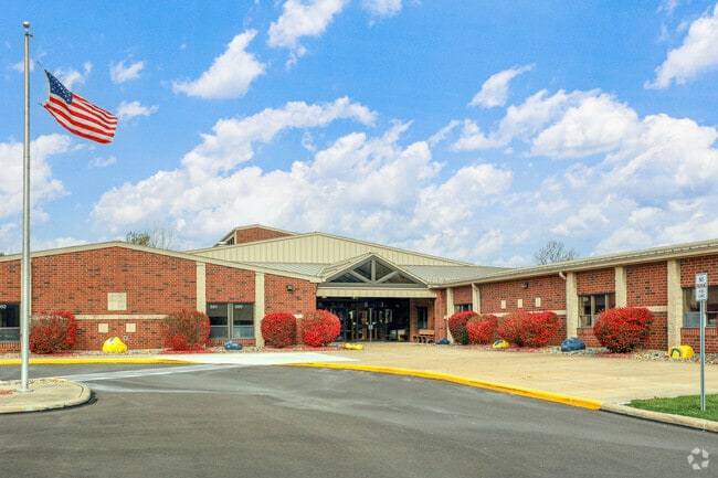 Henry Defer Intermediate School, in Streetsboro, has an overall Niche score of B-.