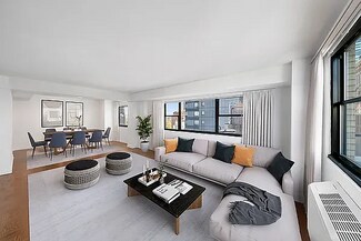 162 Chambers St Unit 3, New York, NY 10007