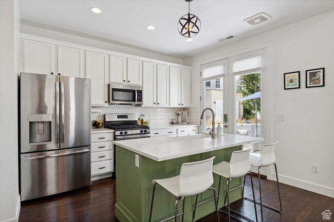 10606 S Redknife Dr, South Jordan, UT 84009 - photo 4