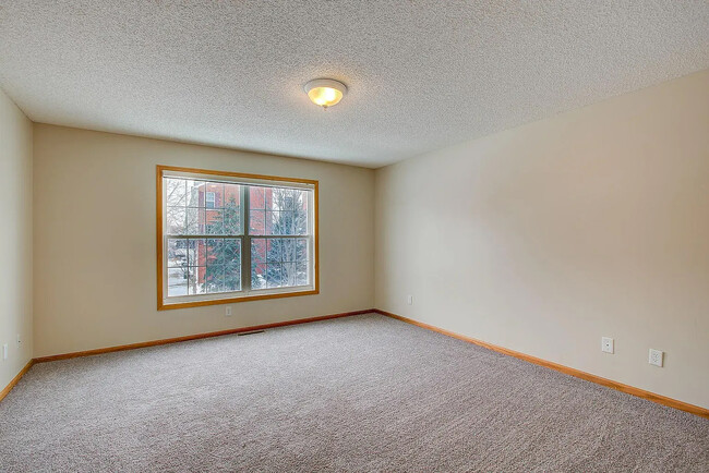 321 Heritage Trail, Circle Pines, MN 55014 - photo 3