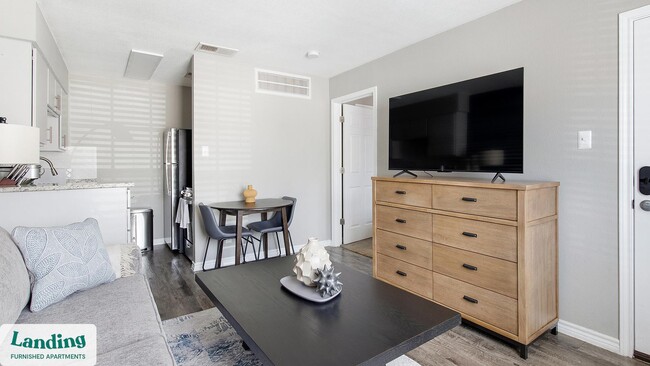 6000 Randolph Blvd unit 1005, San Antonio, TX 78233 - photo 6