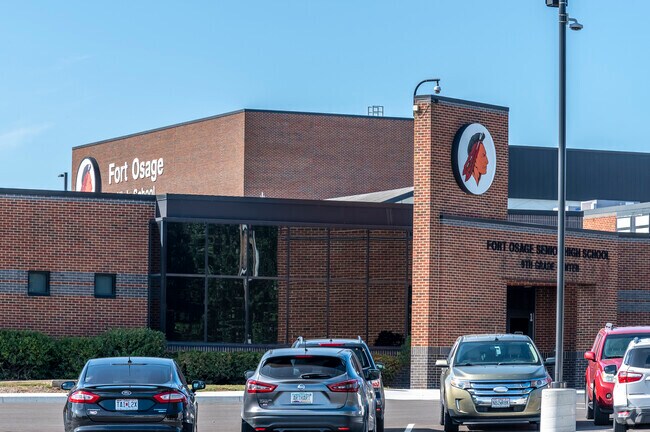 Fort Osage High School has a student teacher ratio of 17 to 1.