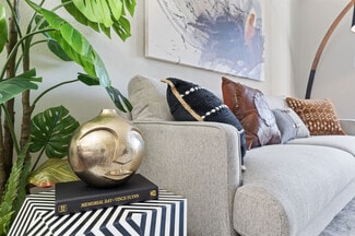 2402 S 61st St, Temple, TX 76502