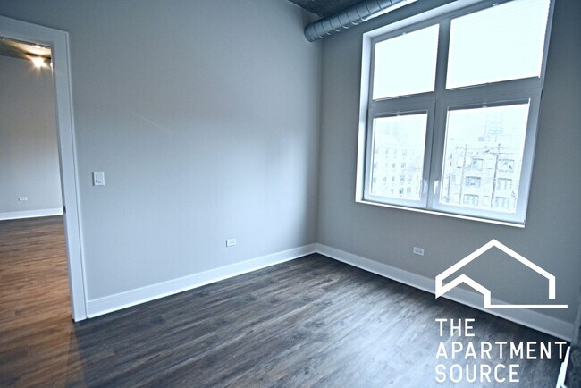 3833 N Broadway St unit 314, Chicago, IL 60613 - photo 7
