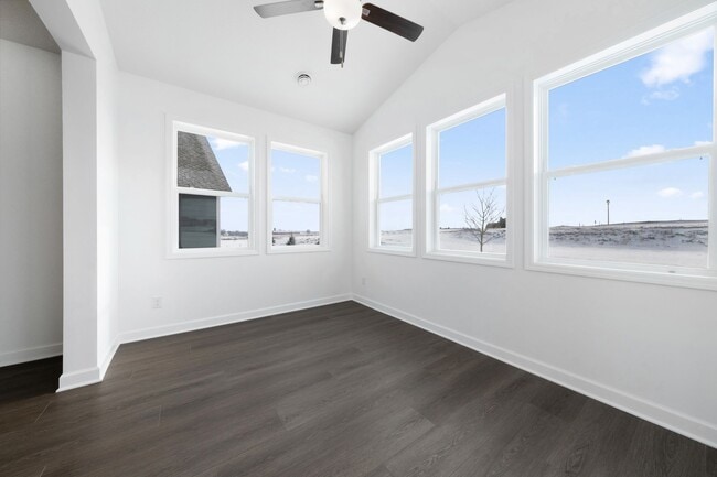 20048 Gabardine Ln, Lakeville, MN 55044 - photo 6