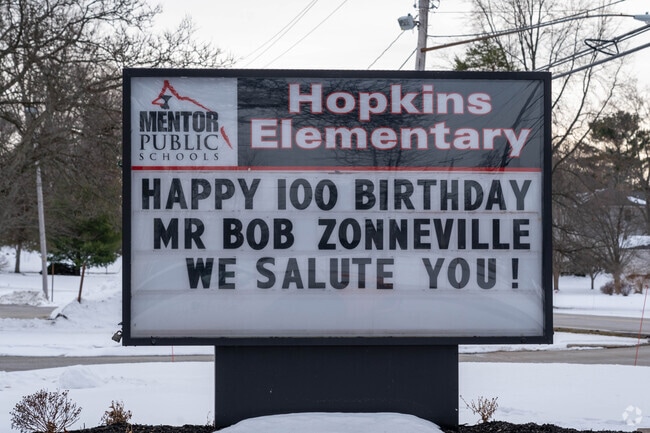 Welcome to Hopkins Elementary School in Mentor, Ohio.