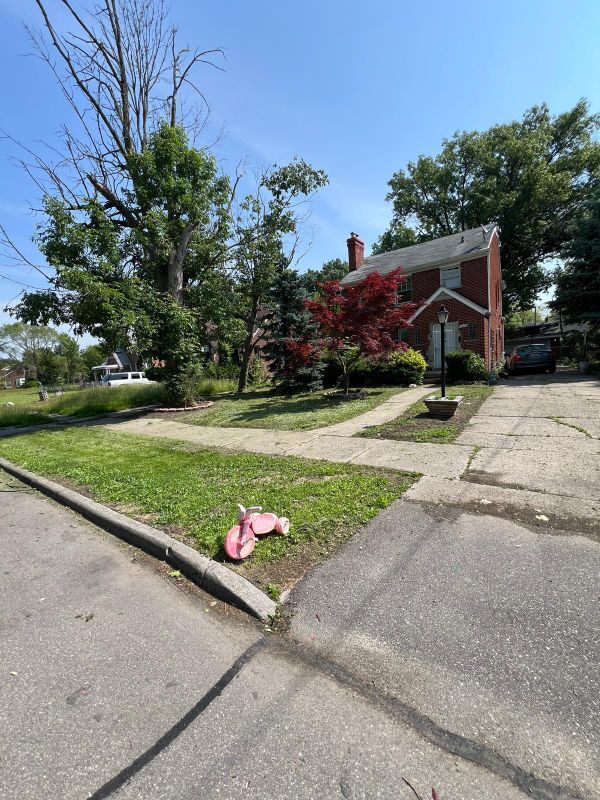 5214 Hereford St, Detroit, MI 48224