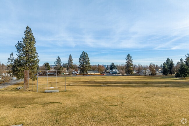 Garry Middle School sits next to a large park.