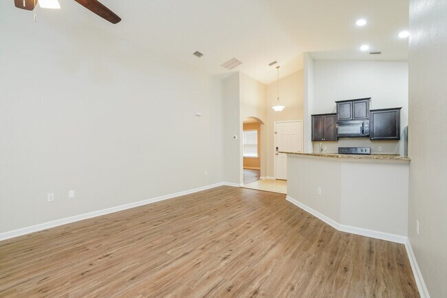 3229 Hidden Meadows Ct, Green Cove Springs, FL 32043 - photo 5