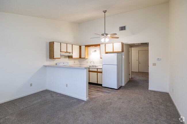 Port O'Call Apartments, New Haven, IN 46774 - photo 5