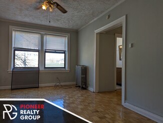 717 W Belmont Ave Unit 401, Chicago, IL 60657