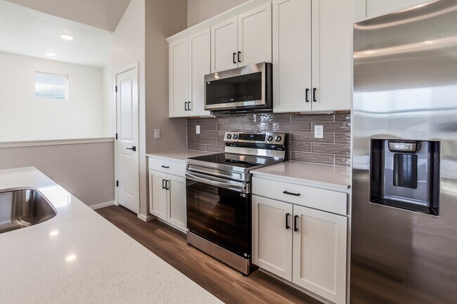 RainDance - Condos unit 8, Windsor, CO 80550 - photo 5