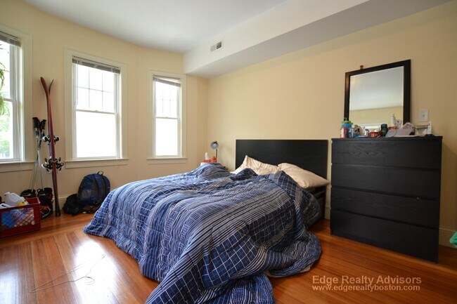 78 Brooks St unit 1, Boston, MA 02128 - photo 5