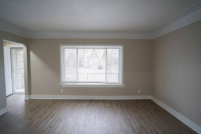 13040 Wade St, Detroit, MI 48213 - photo 2