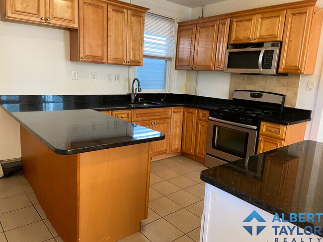 13 Sachem St unit 2, Roxbury Crossing, MA 02120 - photo 3