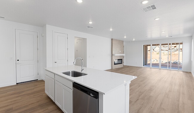 3980 S 2160 W, Hurricane, UT 84737 - photo 6