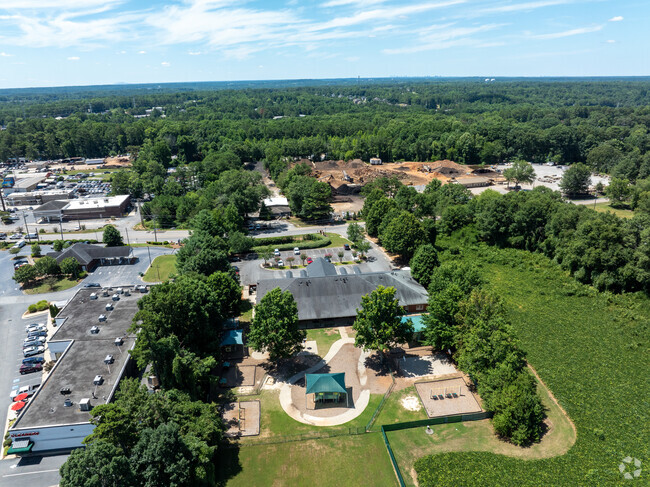 Oak Grove Academy is an the West Forsyth Neighborhood.