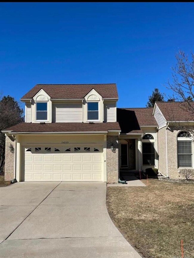 24259 Weathervane Ct, Novi, MI 48374