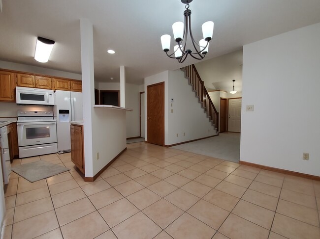 Tucker Pointe Townhomes, Fargo, ND 58103 - photo 3