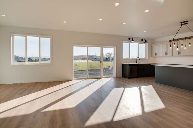 5816 James Dr W unit 37410355, West Fargo, ND 58078 - photo 5