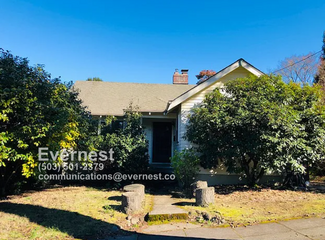 22 NE 69th Ave, Portland, OR 97213