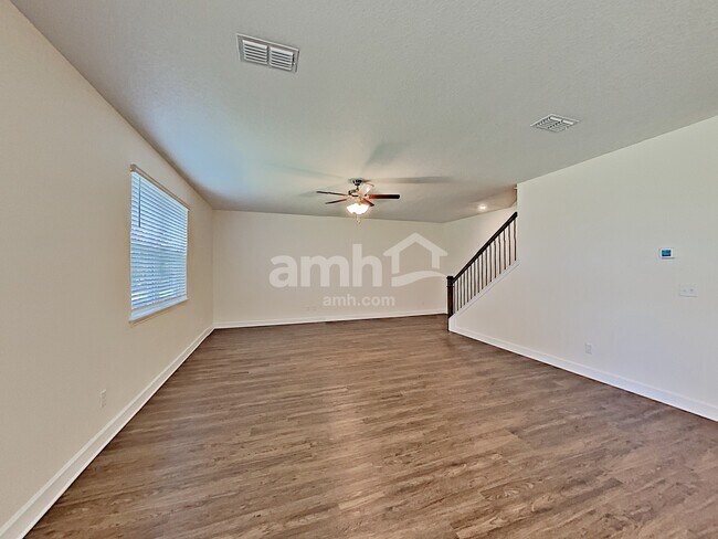 3015 Creek Village Ln, Green Cove Springs, FL 32043 - photo 6