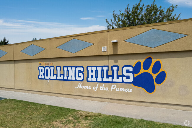 Rolling Hills Elementary School located in Rancho Penasquitos is home of the Pumas!