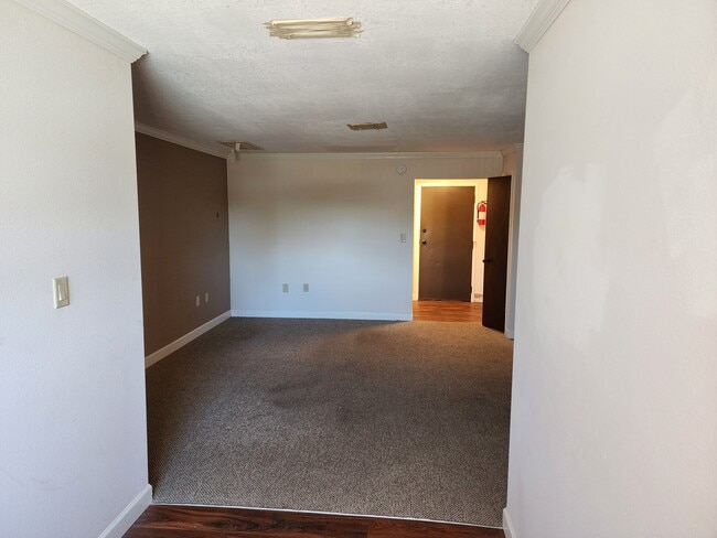 50 Sun Air Blvd E unit 207, Haines City, FL 33844 - photo 4