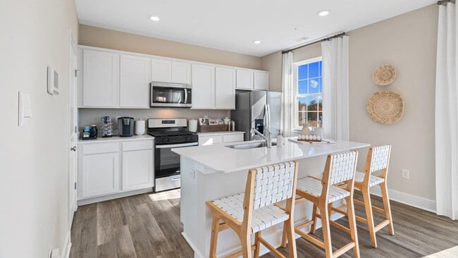 192 Smith Ln unit 37026050, Beaver Falls, PA 15010 - photo 7