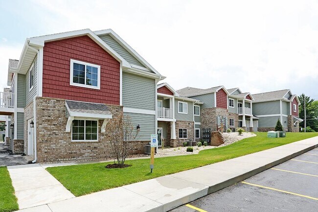 PHANTOM WOODS ESTATES, Mukwonago, WI 53149 - photo 5