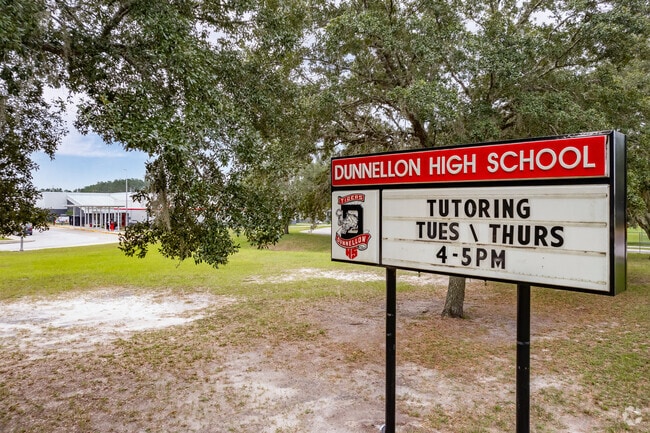 Dunnellon High School sign in Marion County.