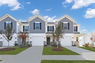 131 Plumtree Ct, King, NC 27021