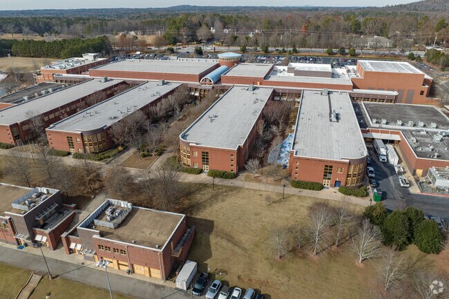 Marietta High School has a 16 to 1 student-teacher ratio.