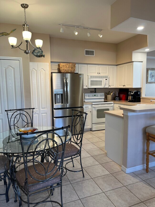 10102 L Pavia Blvd unit 10102, Venice, FL 34292 - photo 4